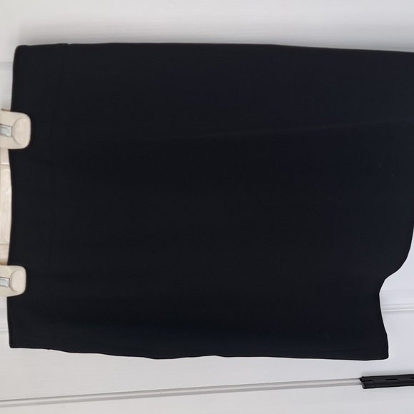 Jessica Petites Black Skirt - Picture 2 of 3